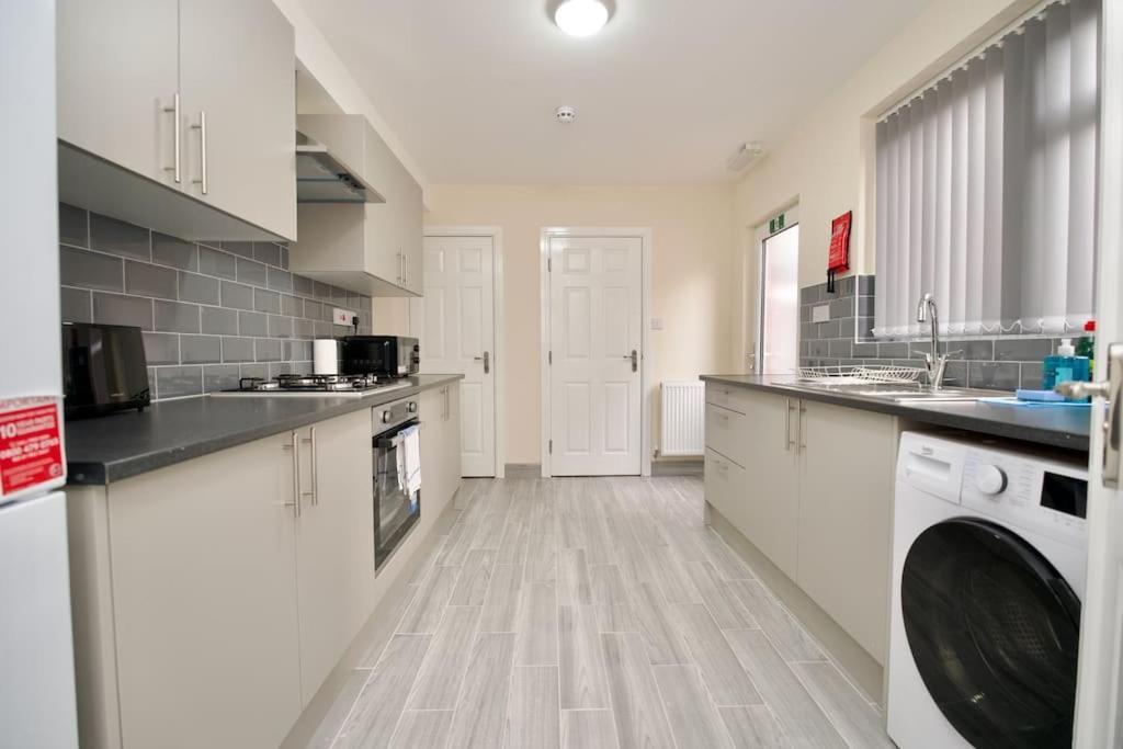 Apartment Cosy 1bed Flat With Garden, Parking & Free Netflix *